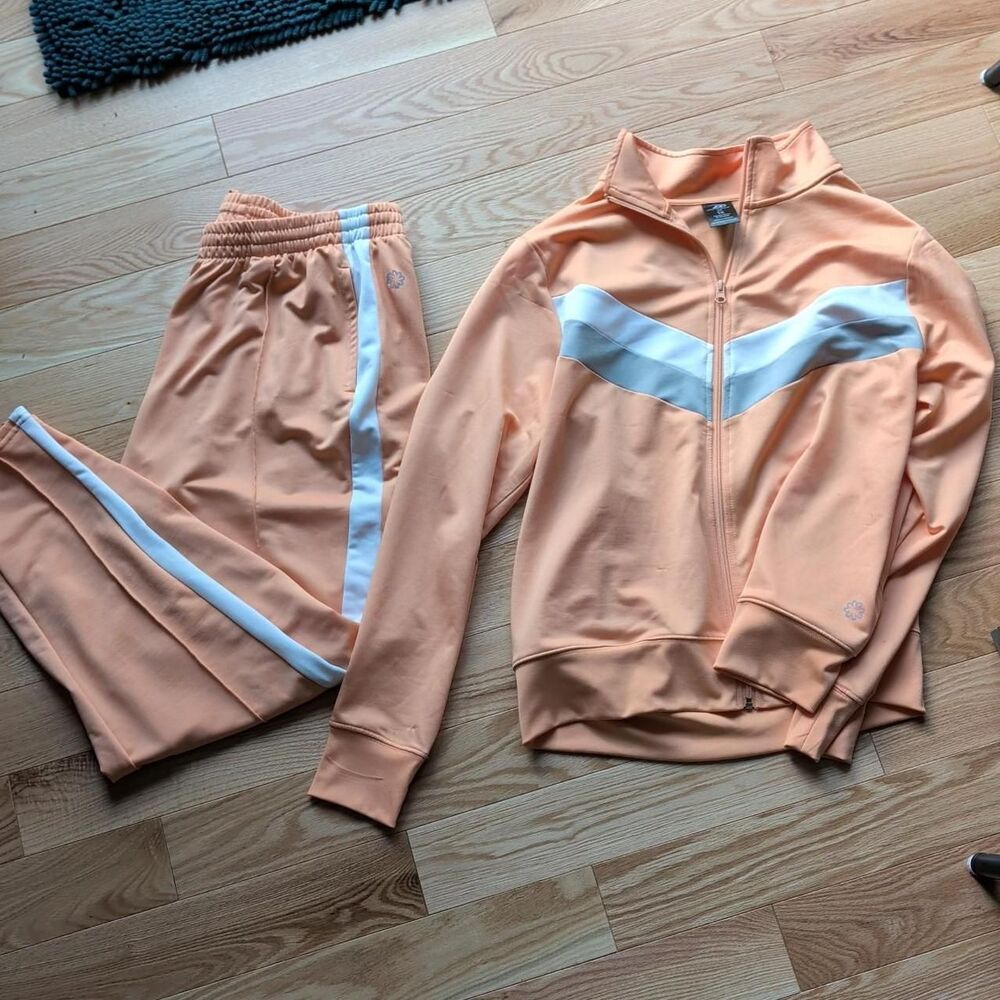 Pro-player Women's Orange Suit